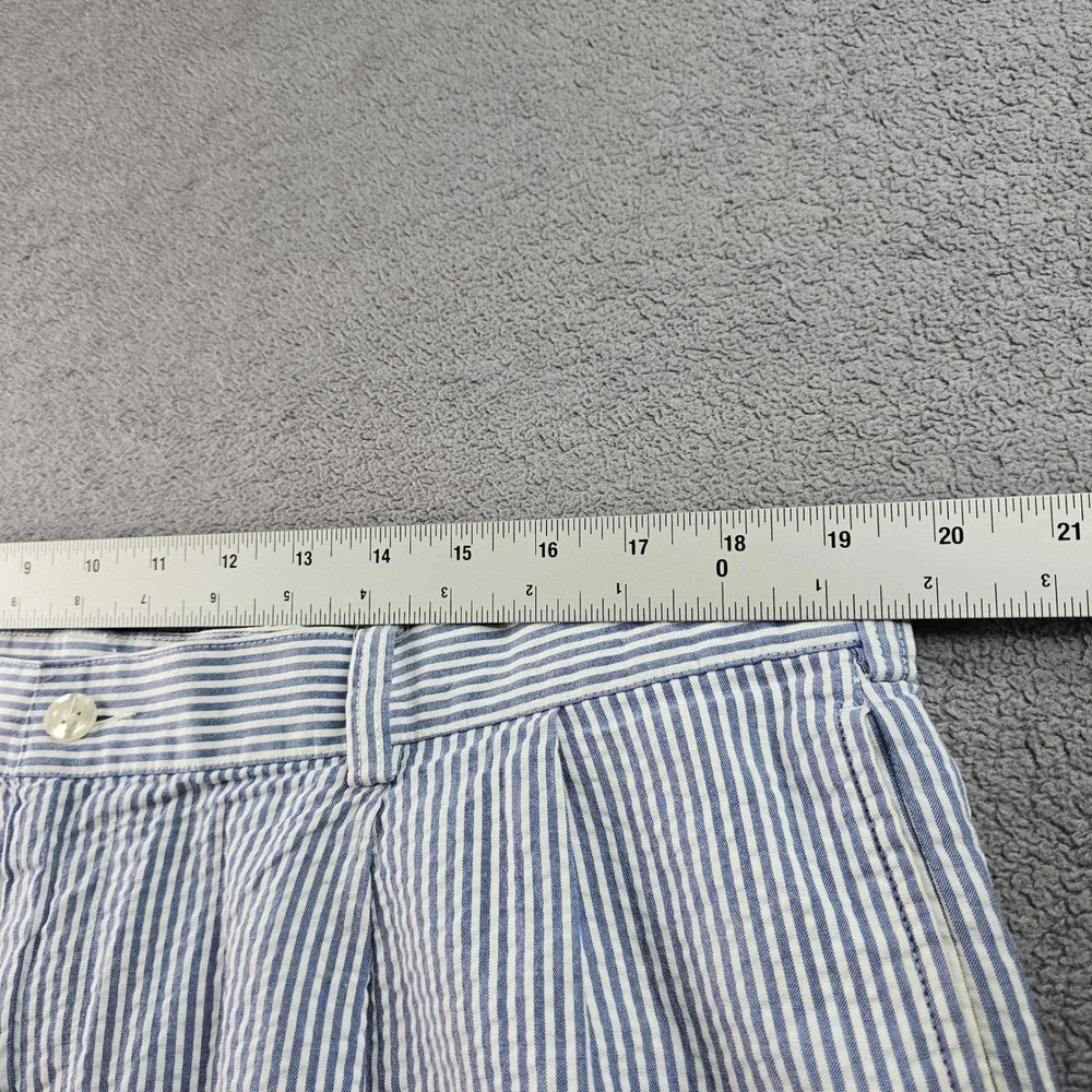 Jos. A. Bank Stays Cool Chino Shorts Men 40 White Blue Stripe Seersucker Pleated